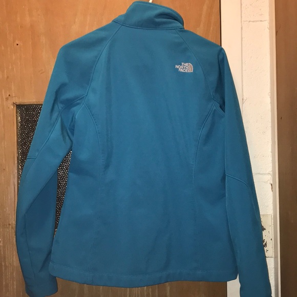 The North Face Water-Resistant Jacket - Picture 2 of 4